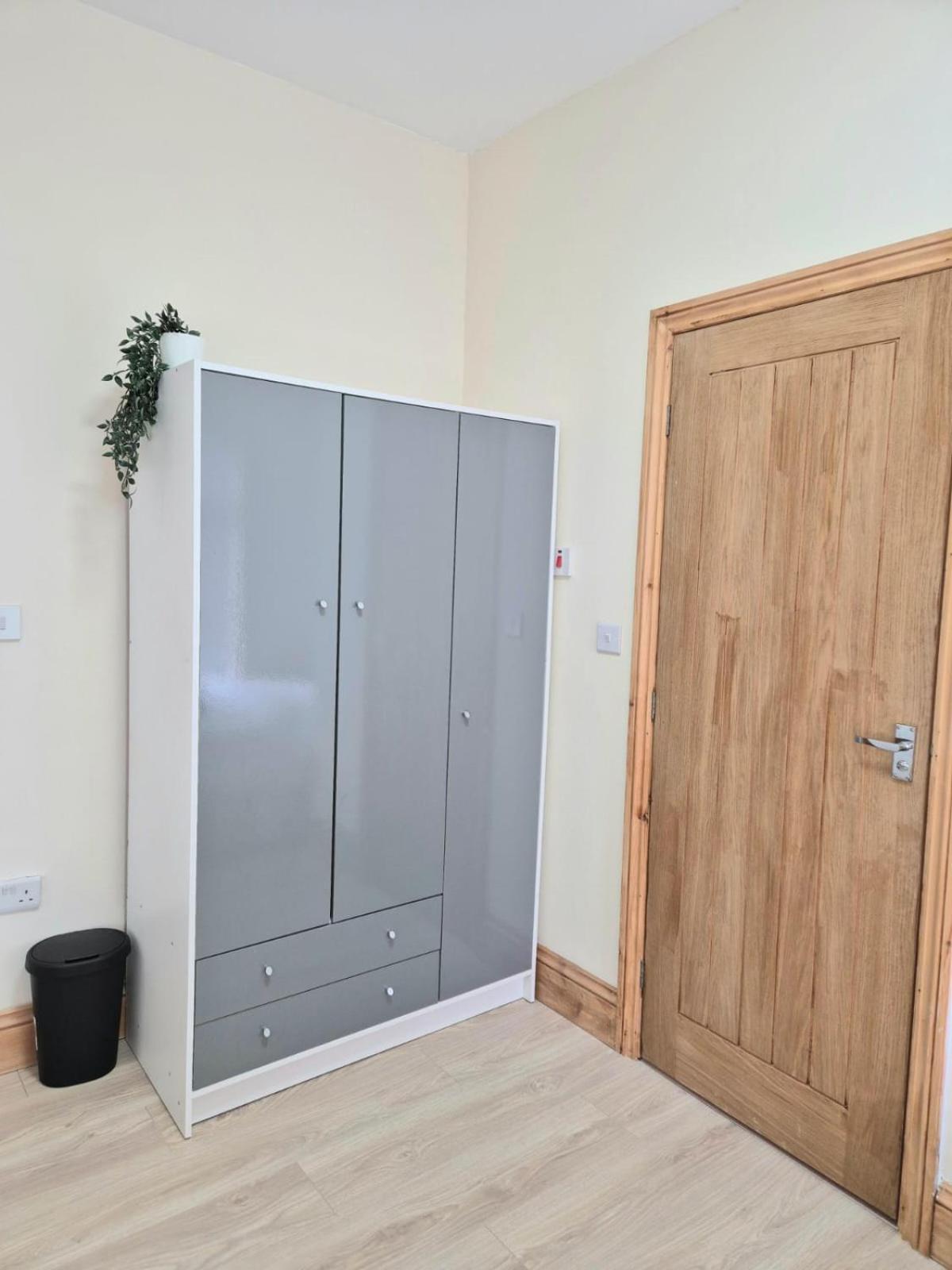 Rooms In Manchester 6 Minutes Drive To Victoria Station Exterior foto